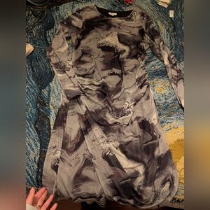 Reitmans Marble-Effect Long Sleeve Dress in Gray and Black